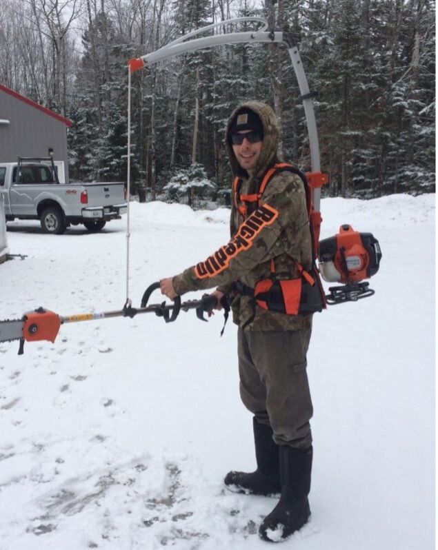 Backpack chainsaw